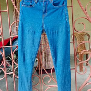 New Ivoc High-waisted Jeans 28