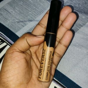 Forever 52 Concealer