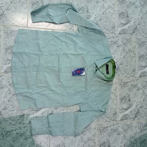 Men Shirt New With tag Old Stock