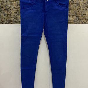 blue skinny jeans