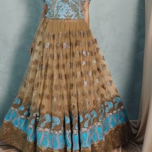 Lehenga/blouse piece and dupatta