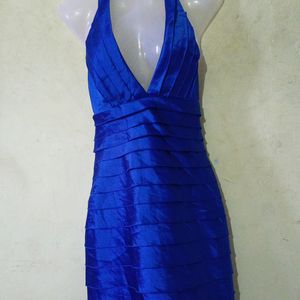 BCBGMAXAZRIA BLUE BODYCON