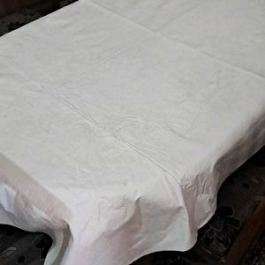 Dimming Table Runner