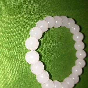 New Pearl White Bracelet