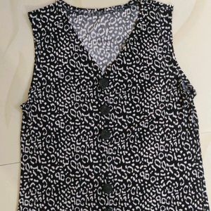 Black Kurti With White Jeans