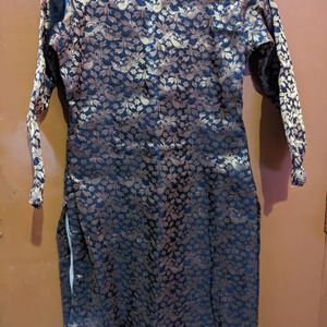 Black Kurta With Golden Shimmer Work