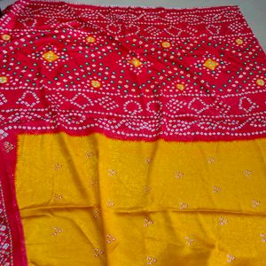 Bandhani Saree Without Blouse