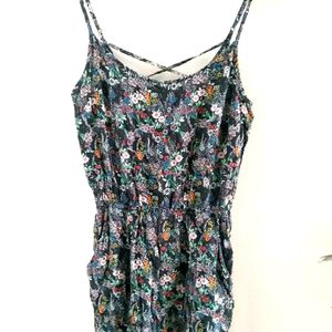 H&M DIVIDED BEAUTIFUL JUMPSUIT