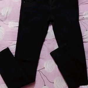 Slim Fit stretchable Women Jeans.