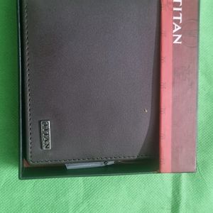 Mens Titan Purse New With Tag