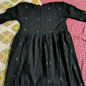 A beautiful Black  Cotton Kurt With Coat