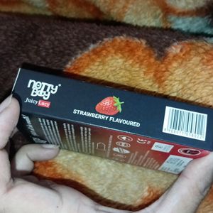 Nottyboy Strawberry Pieces Of 10 Condoms