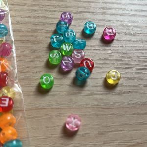 MULTICOLORED LETTER BEADS