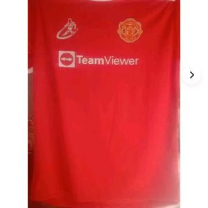 MANCHESTER UNITED T SHIRT