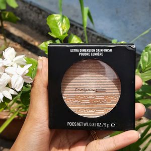 Mac Highlighter (Whisper Of Gilt)