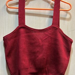 maroon crop zip up top