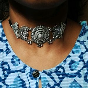 Oxidised choker set