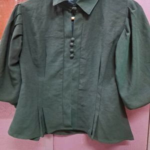 PRICE DROP///Dark Green Top