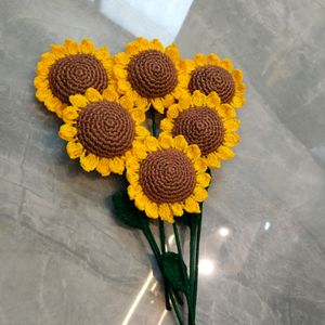 Pack Of 6 Roses And 4 Sunflowers