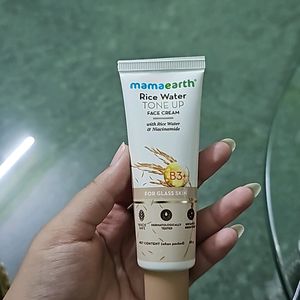 Mama Earth Tone Up Face Cream