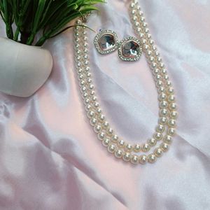 Handmade Pearls Layered Necklace Set