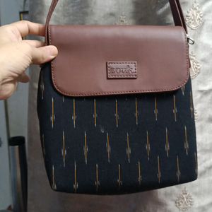 Zouk Ikkat Sling Bag