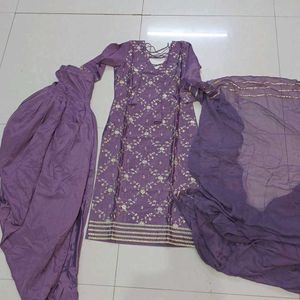 Woman Kurta Salwar With Dupatta