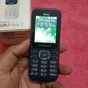 Samsung Guru Music 2 New Phone With Original Battery Charger