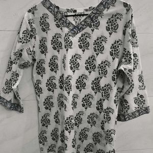 Short Kurti