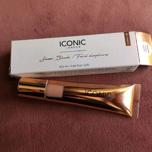 Iconic London Blush