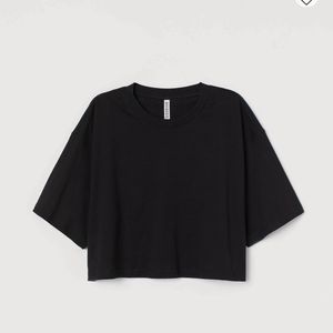 H&M oversized black CROPPED tshirt