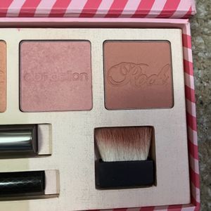 Benefit Cheeky Kit Travel Set