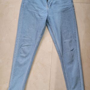 Loose Fit Jeans