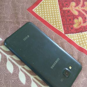 Samsung Galaxy J7 Next