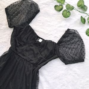 H&M Puffed Sleeve Dress