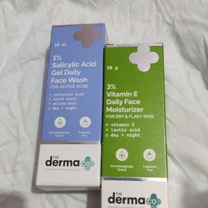 The Dermaco 1% Salycylic Facewash And 3% Vit E