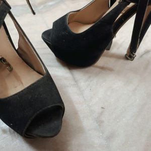 Black Open Toe 6 Inch Stilletos