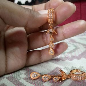 Beautiful Golden Earrings + One Freebies