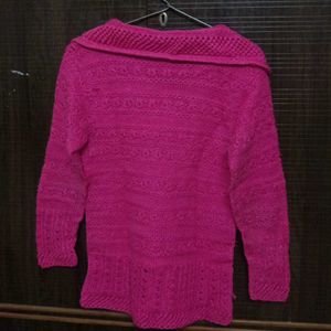 Hand-Knitted Pink Sweater – Cozy & Stylish