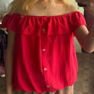 Off shoulder Buttoned Top