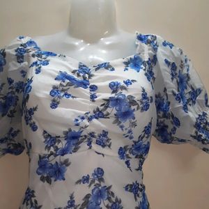 Very Beautiful Blue Flowers Floral Dress🤌