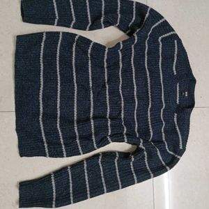 UNIQLO Blue Grey Strip Sweater