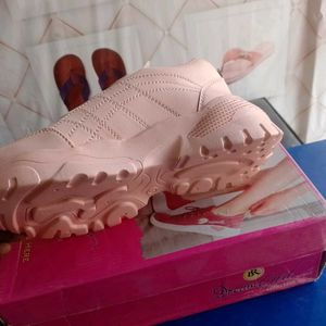 Girls Sports Shoes