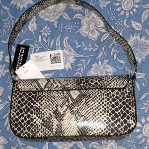 H&M pattern black n beige shoulder bag