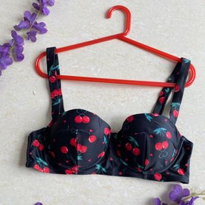 Red Beautiful Padded Bra♥️