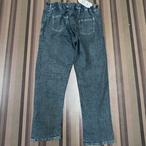 DG-83 Size-34 Straight Jenas