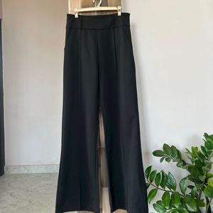 Black Highwaisted Premium Trousers