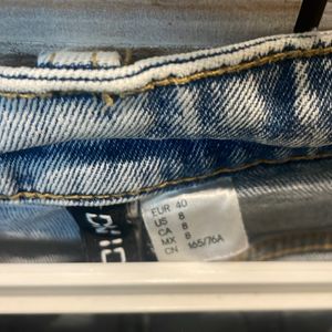 H&M Jeans- Size 40