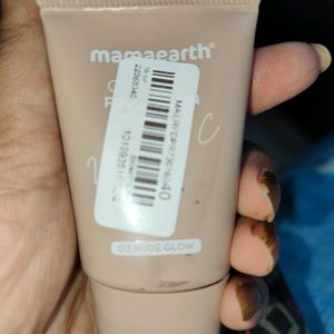 Mama Earth Glow Serum Foundation