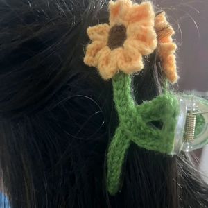Crochet Hair Clutcher💚